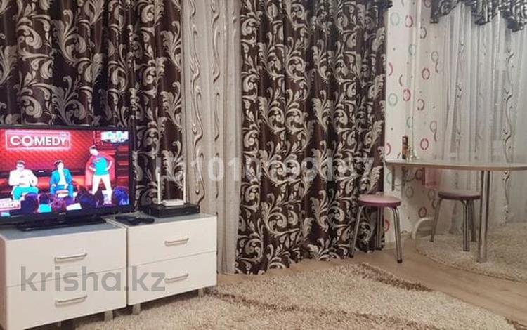 1-комнатная квартира · 36 м², Астана — Дворец спорта за 10 000 ₸ в Усть-Каменогорске — фото 2