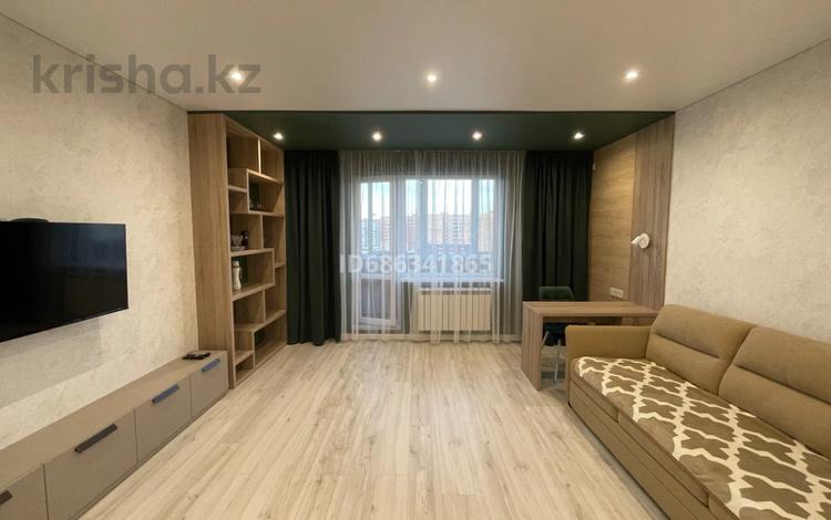 2-бөлмелі пәтер · 55 м² · 8/9 қабат, Мкр Степной-3 8, бағасы: 250 000 ₸ в Караганде, Казыбек би р-н — фото 14