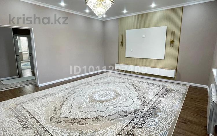2-бөлмелі пәтер · 84 м² · 3/9 қабат, мкр. Алтын орда, Алтын Орда — 1001 тун, бағасы: 300 000 ₸ в Актобе — фото 2
