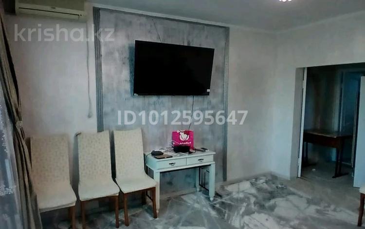 4-комнатная квартира · 76 м² · 2/5 этаж, Акмечить 8 — Рядом школа 136 магазин Султан за 25 млн 〒 в  — фото 2