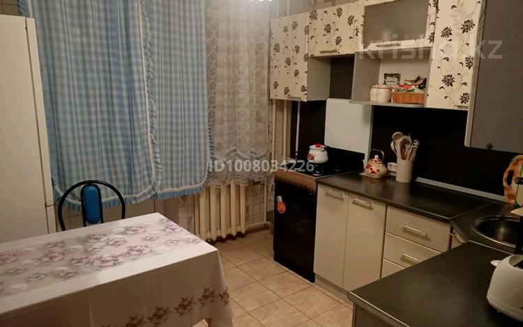 2-бөлмелі пәтер · 60 м² · 4/5 қабат, Жаңа орда ш/а. 14, бағасы: 140 000 ₸ в Уральске, мкр Жана Орда — фото 2