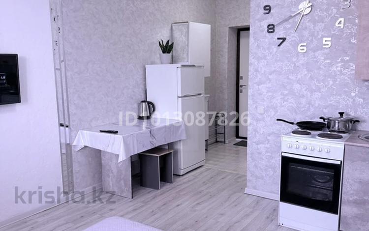 1-бөлмелі пәтер · 24 м² · 7/9 қабат, Жумекена Нажимеденова 19, бағасы: 10 000 ₸ в Астане, Алматы р-н — фото 2