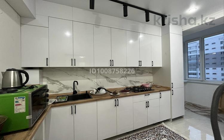 3-бөлмелі пәтер · 78 м² · 4/9 қабат, Шымсити 1в, бағасы: 32 млн ₸ в Шымкенте, Каратауский р-н — фото 5