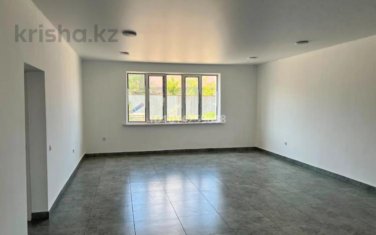 Еркін · 124.1 м², бағасы: 300 000 ₸ в Костанае, 4-й микрорайон — фото 2