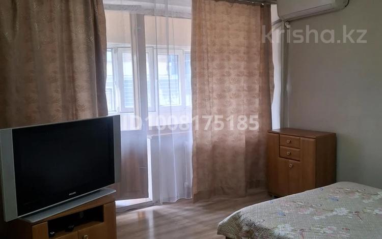 1-бөлмелі пәтер · 30 м² · 5/9 қабат, Жибек жолы 81, бағасы: 14 000 ₸ в Алматы, Алмалинский р-н — фото 13
