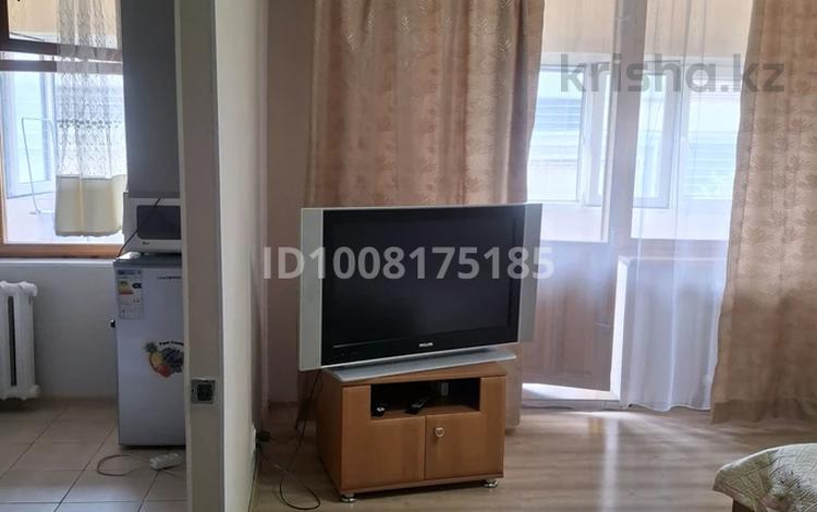1-комнатная квартира · 30 м² · 5/9 этаж, Жибек жолы 81 за 10 000 ₸ в Алматы, Алмалинский р-н — фото 15