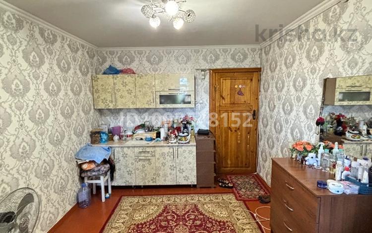 1-бөлмелі пәтер · 17 м² · 4/5 қабат, мкр Малый Самал, Байтурсынова 59 — Колледж Болашак, бағасы: 6.5 млн ₸ в Шымкенте, Туран р-н — фото 2