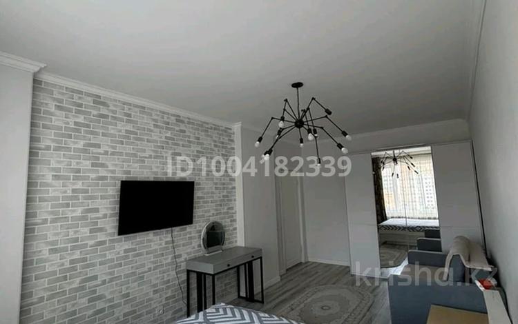 1-бөлмелі пәтер · 45 м², Сауран, бағасы: 13 000 ₸ в Астане, Есильский р-н — фото 3