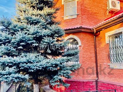 Отдельный дом · 5 комнат · 300 м² · 20 сот., мкр Каргалы, Кенесары хана 122 за 350 млн 〒 в Алматы, Наурызбайский р-н