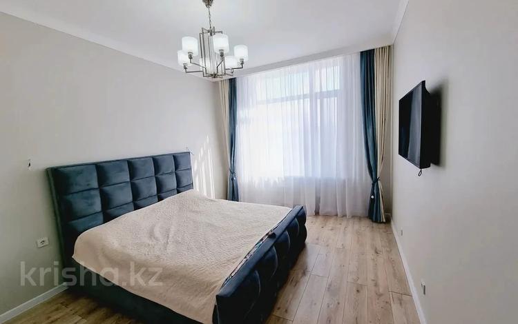 2-комнатная квартира, 63 м², 3/12 этаж помесячно, Тлендиева 133 — Сатпаева