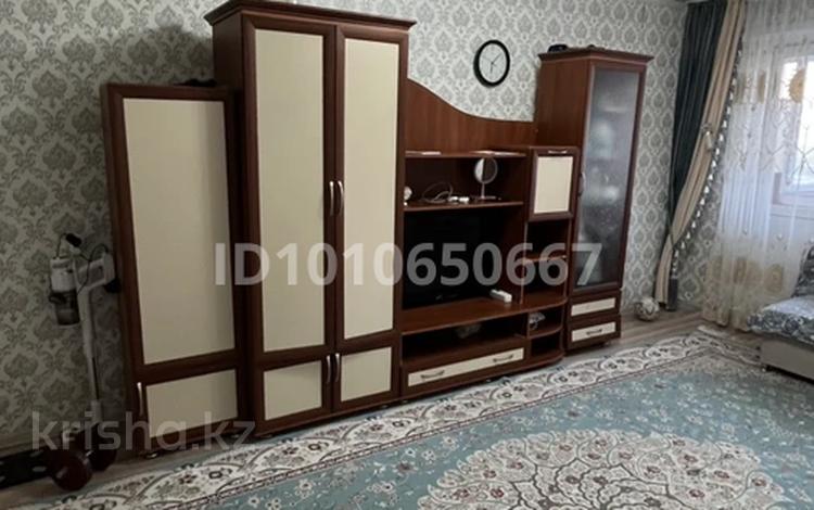 2-бөлмелі пәтер · 43.8 м² · 5/5 қабат, 5 микрорайон 21 — Напротив УВД, бағасы: 5.5 млн ₸ в Степногорске — фото 3