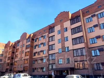 3-комнатная квартира, 97 м², 2/5 этаж, мкр. Алтын орда, батыс 2 за 28.5 млн 〒 в Актобе, мкр. Алтын орда