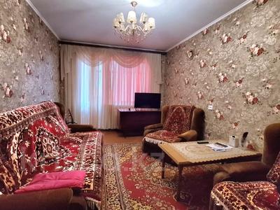 2-бөлмелі пәтер · 50 м² · 2/9 қабат, 18-шағынаудан, бағасы: 13.5 млн ₸ в Караганде, Алихана Бокейханова р-н