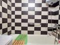 2-комнатная квартира · 50 м² · 2/9 этаж, Майкудук, 18й микрорайон за 13 млн ₸ в Караганде, Алихана Бокейханова р-н — фото 6