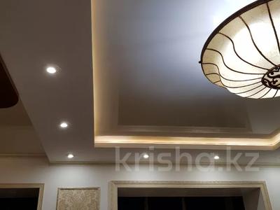 5-комнатная квартира · 100 м² · 2/5 этаж, Абая 202 — Байзак Батыра за 45 млн 〒 в Таразе