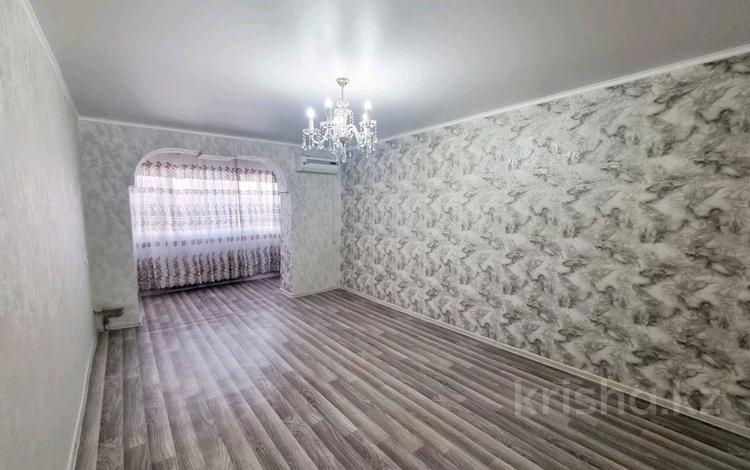 3-комнатная квартира, 80 м², 5/5 этаж, мушелтой 37 за 20.5 млн 〒 в Талдыкоргане, мкр Мушелтой — фото 2