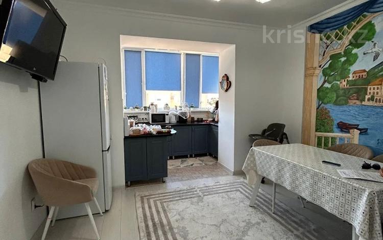 2-комнатная квартира · 96 м² · 5/5 этаж, мкр. Алтын орда, Тауелсиздик за 27 млн ₸ в Актобе — фото 2