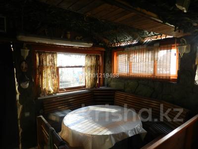 Отдельный дом · 7 комнат · 350 м² · 7 сот., ул. И. Байзакова — Около мечети за 100 млн 〒 в Павлодаре