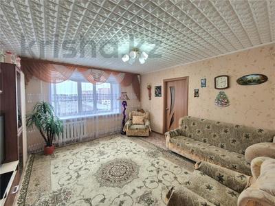 4-комнатная квартира · 66 м² · 8/9 этаж, 7 МКР за 13 млн 〒 в Темиртау