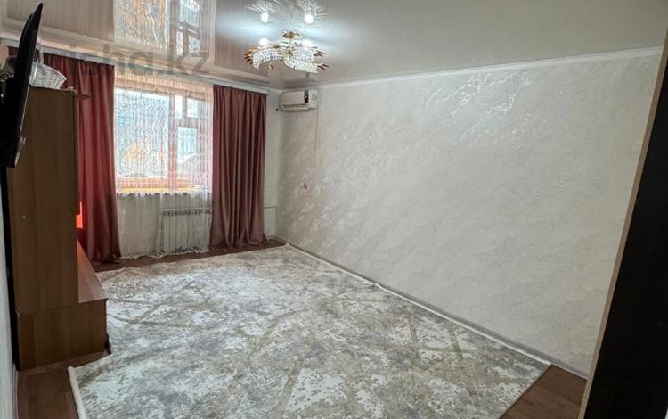 1-комнатная квартира · 32.4 м² · 5/5 этаж, мкр 8, Братьев Жубановых за 10.5 млн ₸ в Актобе — фото 5