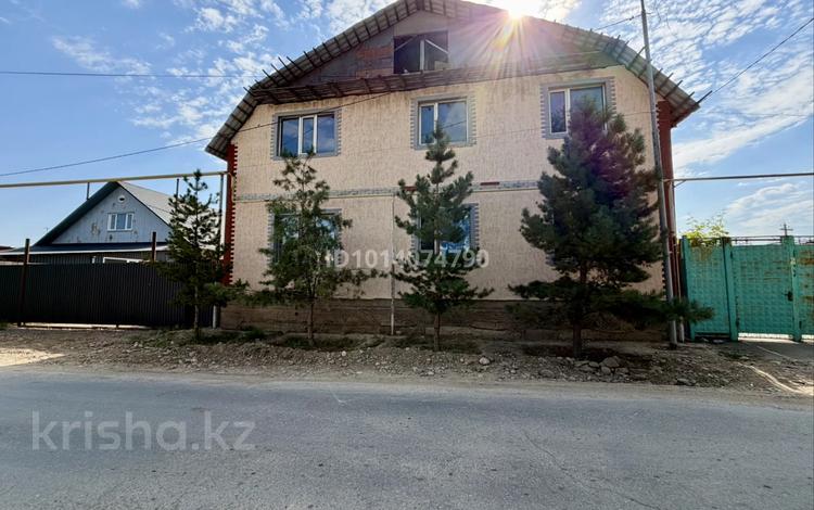 Отдельный дом · 12 комнат · 287.4 м² · 15 сот., 2 микрорайон 37б — Выезд на Кульджинское Шоссе(бетонка) за 63.9 млн ₸ в Шелек — фото 2