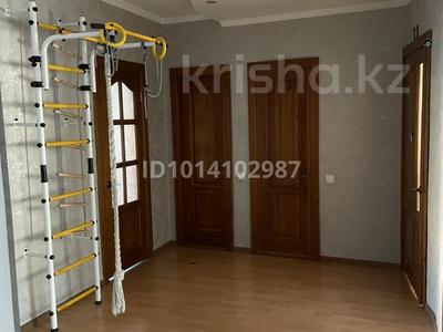 3-бөлмелі пәтер · 87 м² · 3/5 қабат, Чайжунусова 106, бағасы: 40 млн ₸ в Семее