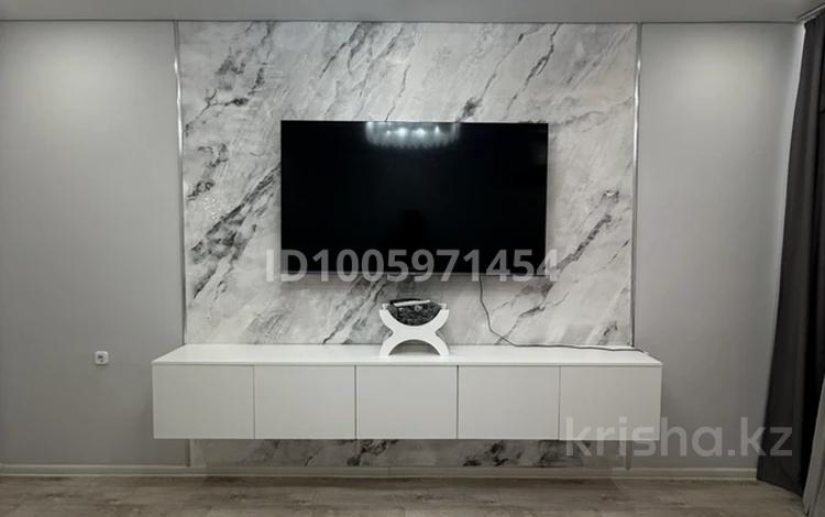 3-комнатная квартира · 70 м² · 9/9 этаж, Айталиева 12 за 26.5 млн 〒 в Уральске — фото 2