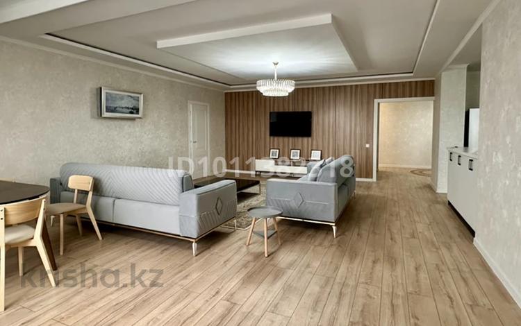 5-бөлмелі пәтер · 200 м² · 14/20 қабат, Абая 45/2, бағасы: 700 000 ₸ в Астане, р-н Байконур — фото 4