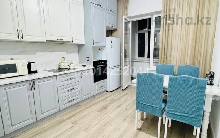 2-комнатная квартира · 68 м² · 7/9 этаж, Улы Дала 35 за 320 000 ₸ в Астане, Нура р-н — фото 8