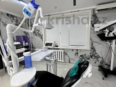 Свободное назначение, офисы, магазины и бутики, салоны красоты, медцентры и аптеки, кабинеты и рабочие места · 80 м² за 2 млн 〒 в Караганде, Казыбек би р-н