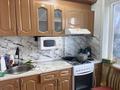 4-комнатная квартира · 62.4 м² · 3/5 этаж, Майкудук, 18й микрорайон за 15.6 млн ₸ в Караганде, Алихана Бокейханова р-н — фото 4