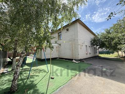 Жеке үй · 7 бөлме · 440 м² · 10 жүзд., Хантау 6, бағасы: 170 млн ₸ в Астане, Алматы р-н