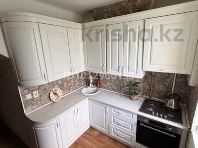 3-комнатная квартира · 70 м² · 2/2 этаж, мкр Жилгородок, Победы за 18 000 ₸ в Актобе