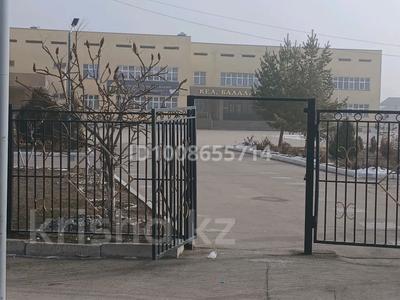 Жер телімі · 4 сотық, Астана — Возле школы, бағасы: 3 млн ₸ в Береке