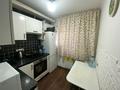 3-комнатная квартира · 61.5 м² · 1/5 этаж, мкр Юго-Восток, ДЮСЕМБЕКОВА 35 за 18.5 млн ₸ в Караганде, Казыбек би р-н — фото 9