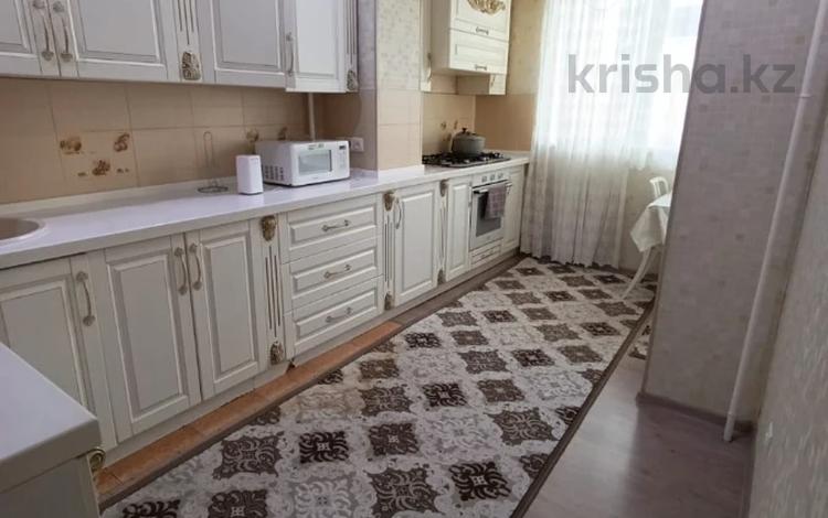 4-комнатная квартира · 92 м² · 4/5 этаж, 26-й мкр 4 за 24.5 млн 〒 в Актау — фото 2