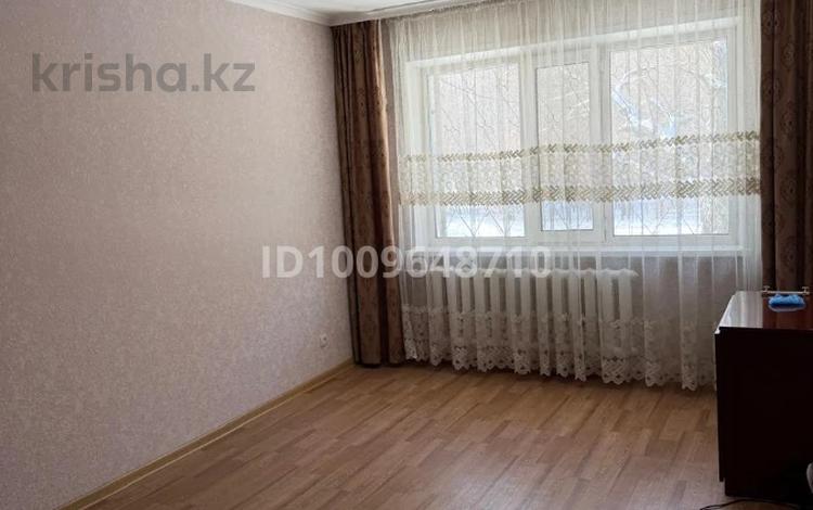 2-бөлмелі пәтер · 44 м² · 1/5 қабат, Пришахтинск, 22й микрорайон 15, бағасы: 12 млн ₸ в Караганде, Алихана Бокейханова р-н — фото 2