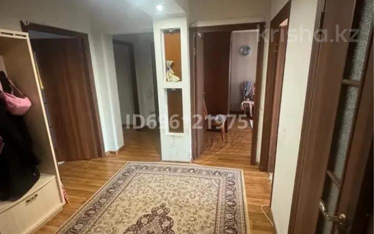 3-комнатная квартира · 74 м² · 9/9 этаж, мкр Аксай-1А, Толе би 29 — Car city за 47.5 млн 〒 в Алматы, Ауэзовский р-н — фото 9