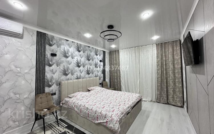 1-комнатная квартира · 40 м² · 1/5 этаж, мкр Алатау 42 за 15 000 ₸ в Таразе — фото 3