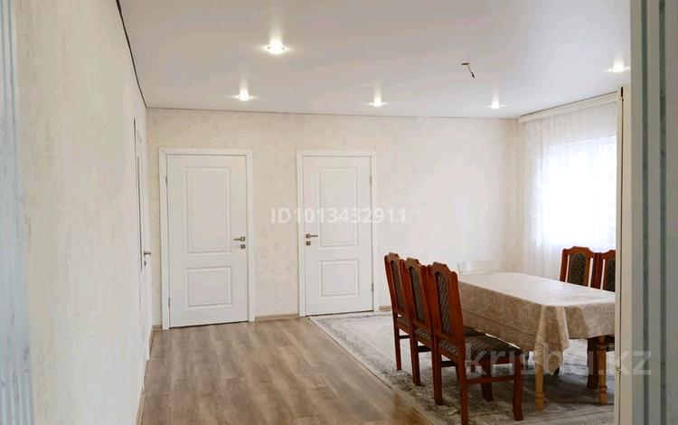 Жеке үй · 4 бөлме · 122 м² · 10 жүзд., Абай Құнанбаев 29 — За постом ГАИ, бағасы: 40 млн ₸ в Астане, Сарыарка р-н — фото 2