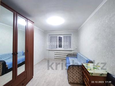 3-бөлмелі пәтер, 57 м², 3/5 қабат, мкр Новый Город, Лободы 46, бағасы: 15 млн 〒 в Караганде, Казыбек би р-н