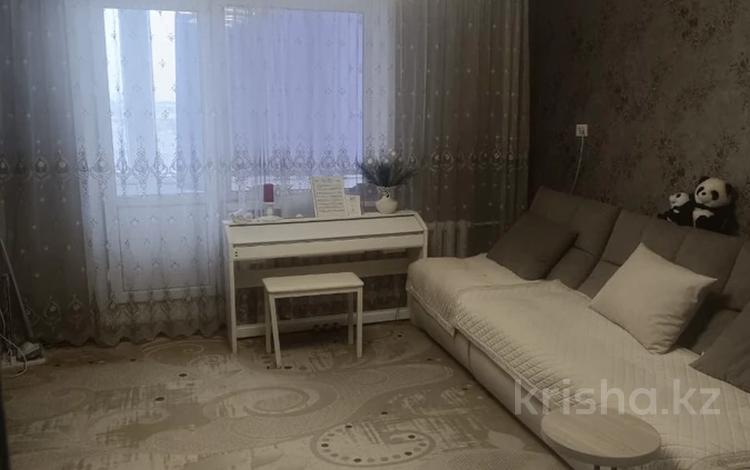 4-бөлмелі пәтер · 80.9 м² · 9/9 қабат, Кунанбай 12, бағасы: 38 млн ₸ в Семее — фото 2