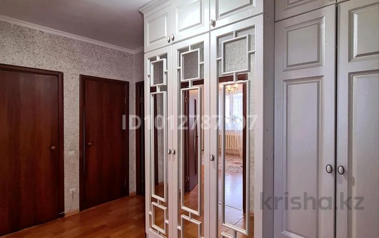 2-комнатная квартира · 50 м² · 9/9 этаж, Амангелді Иманов 42 за 25 млн ₸ в Астане, р-н Байконур — фото 9