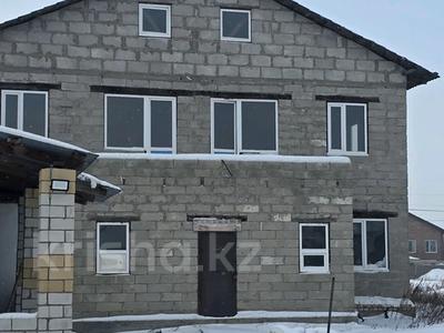 Отдельный дом · 6 комнат · 200 м² · 10 сот., Женис за 25 млн ₸ в Караоткеле