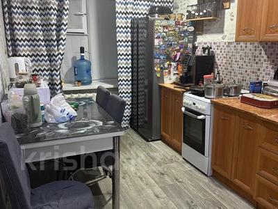 Продажа квартир в Карагандинской обл.: 3-комнатная квартира · 63 м² · 2/5 этаж, 68 квартал 3 — сымбат за 16.5 млн 〒 3-комнатная квартира · 63 м² · 2/5 этаж, 68 квартал 3 — сымбат за 16.5 млн 〒 в Темиртау