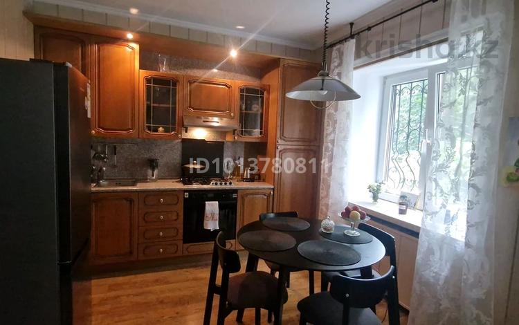 1-комнатная квартира · 38 м² · 2/4 этаж, Достык за 350 000 ₸ в Алматы, Медеуский р-н — фото 3