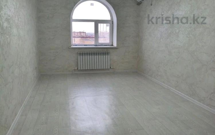 2-бөлмелі пәтер · 64 м² · 10/10 қабат, Алтын орда ш/а., Мангилик Ел, бағасы: 18 млн ₸ в Актобе, мкр. Алтын орда — фото 2