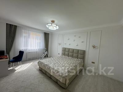 4-бөлмелі пәтер · 200 м² · 4/10 қабат, Азербайжан Мамбетова 10 — Набережная, бағасы: 125 млн ₸ в Астане, Сарыарка р-н