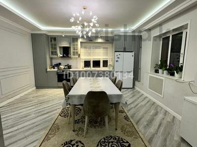 Отдельный дом · 5 комнат · 244 м² · 10 сот., Нурхан ахметбекова 38 за 130 млн 〒 в Астане, Сарайшык р-н