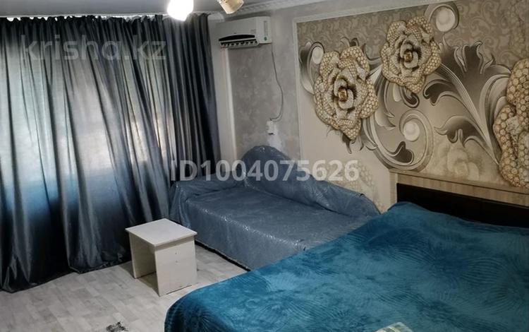1-комнатная квартира · 30 м² · 1/5 этаж, Бектурганова 15 за 10 000 ₸ в  — фото 2